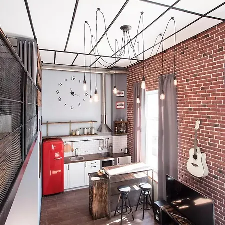 Two Independent Nearby For 8, Ph Apartment