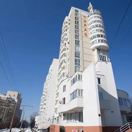 Apartment Two Independent Nearby For 8, Ph Odesa